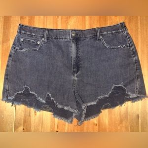 XL Real Good Aerie Daydream Denim Short - Black Distressed
